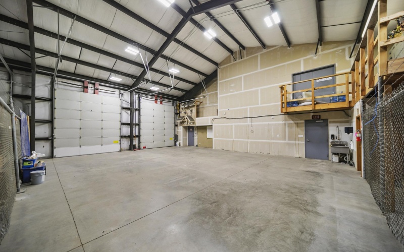 Heated Warehouse Space