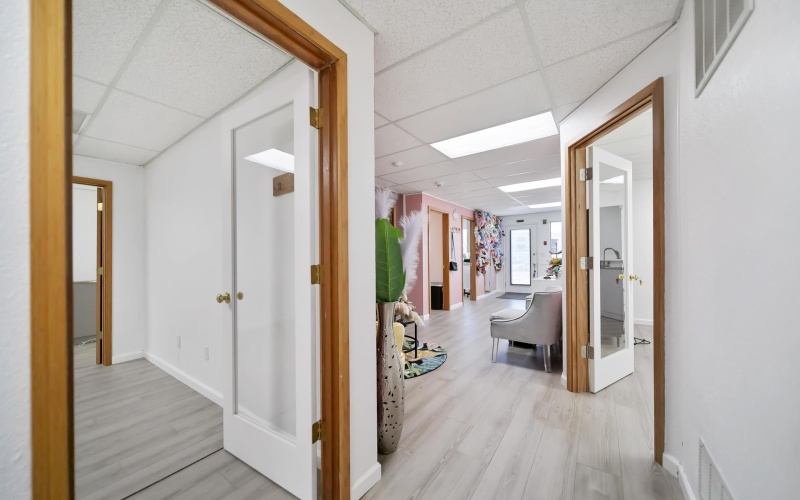 1007 Scott Ave, Bremerton, Washington 98310, 6 Rooms Rooms,6 BathroomsBathrooms,Commercial Office,For Sale,1007 Scott Ave,1039