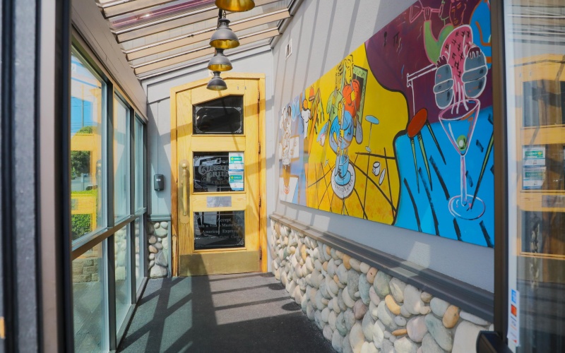 6th 6501 Ave, Tacoma, Washington 98406, 0 , 7 Rooms Rooms,3 BathroomsBathrooms,Commercial Office,For Sale,6501 ,0,1048