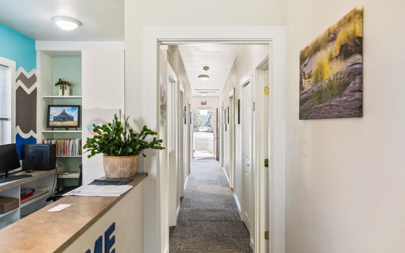 9050 Silverdale Way NW, Silverdale, Washington 98383, 0 , 4 Rooms Rooms,1 BathroomBathrooms,Commercial Office,For Sale,Silverdale Way NW,0,1051