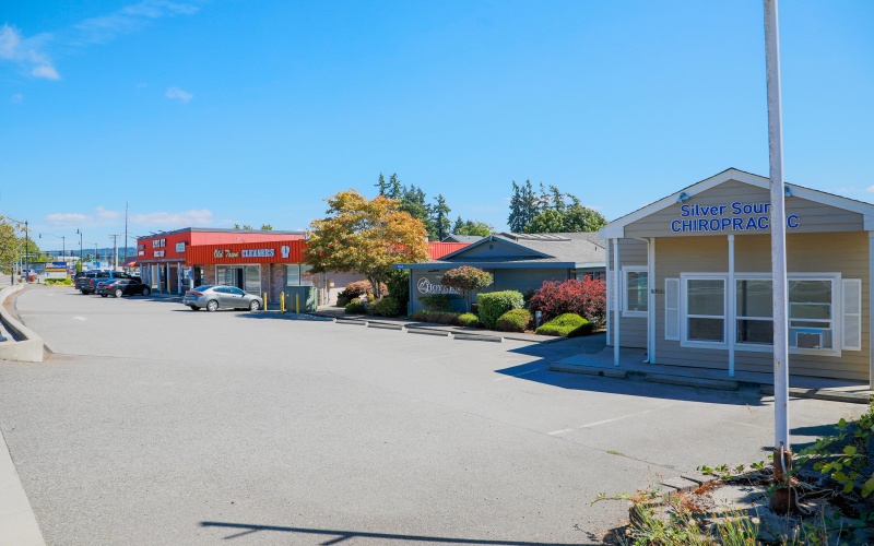 9050 Silverdale Way NW, Silverdale, Washington 98383, 0 , 4 Rooms Rooms,1 BathroomBathrooms,Commercial Office,For Sale,Silverdale Way NW,0,1051