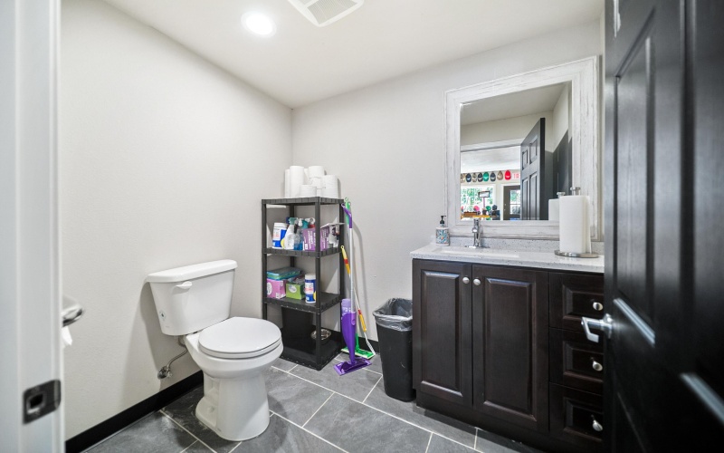 3523 Chico Way NW, Bremerton, Washington 98312, 0 , 4 Rooms Rooms,1 BathroomBathrooms,Commercial Office,For Sale,Chico Way NW,0,1053